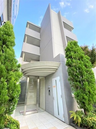 グリーンサイドの物件外観写真